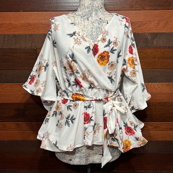 Rose Gal Tops - NWOT Rose Gal V Neck Butterfly Sleeve Ruffled Tie Waist Wrap Blouse